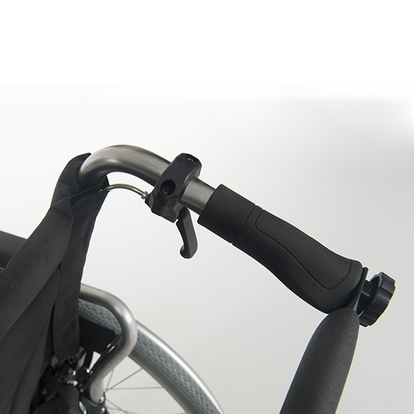 Vermeiren V300 Puoliaktiivipyörätuolit Tuotteet Camp Mobility